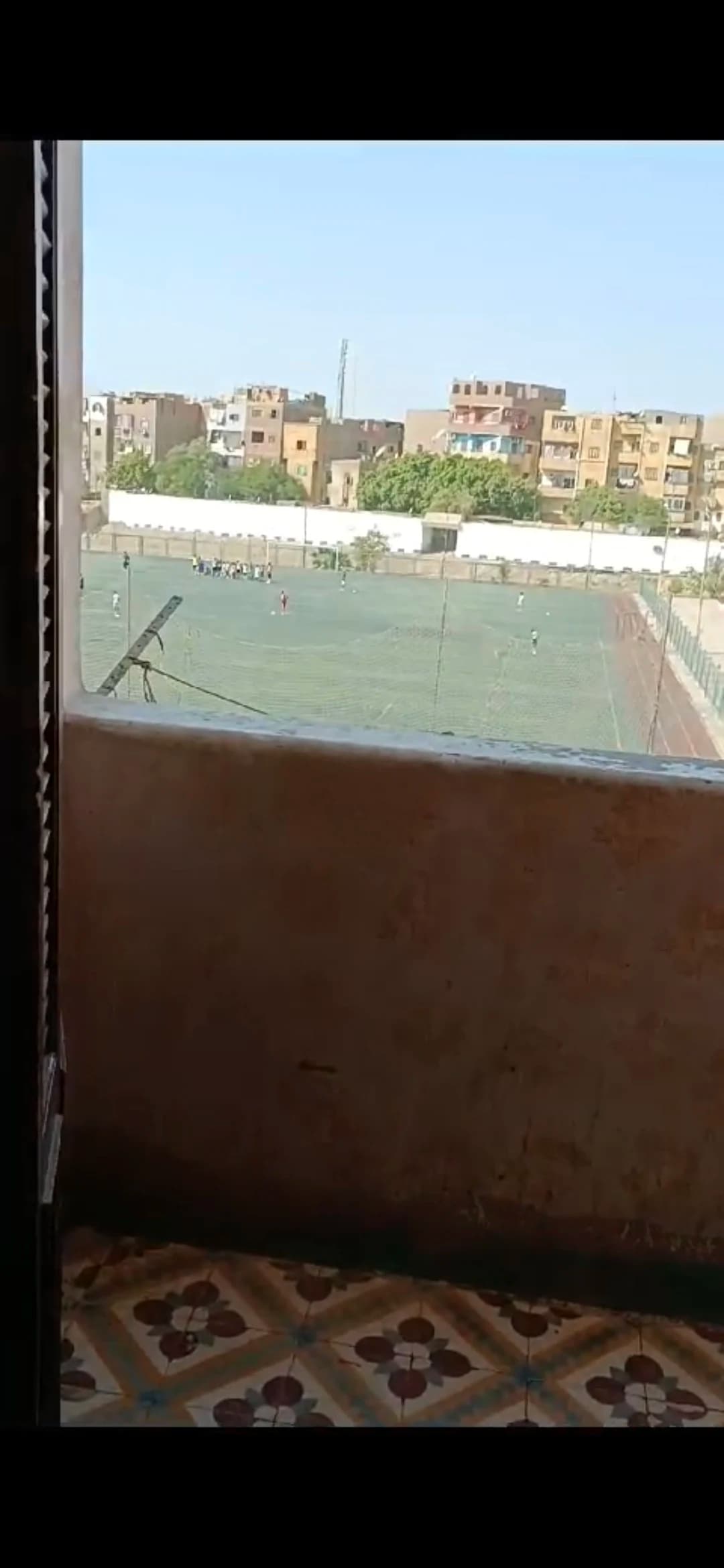 شقة تصلح طلبه