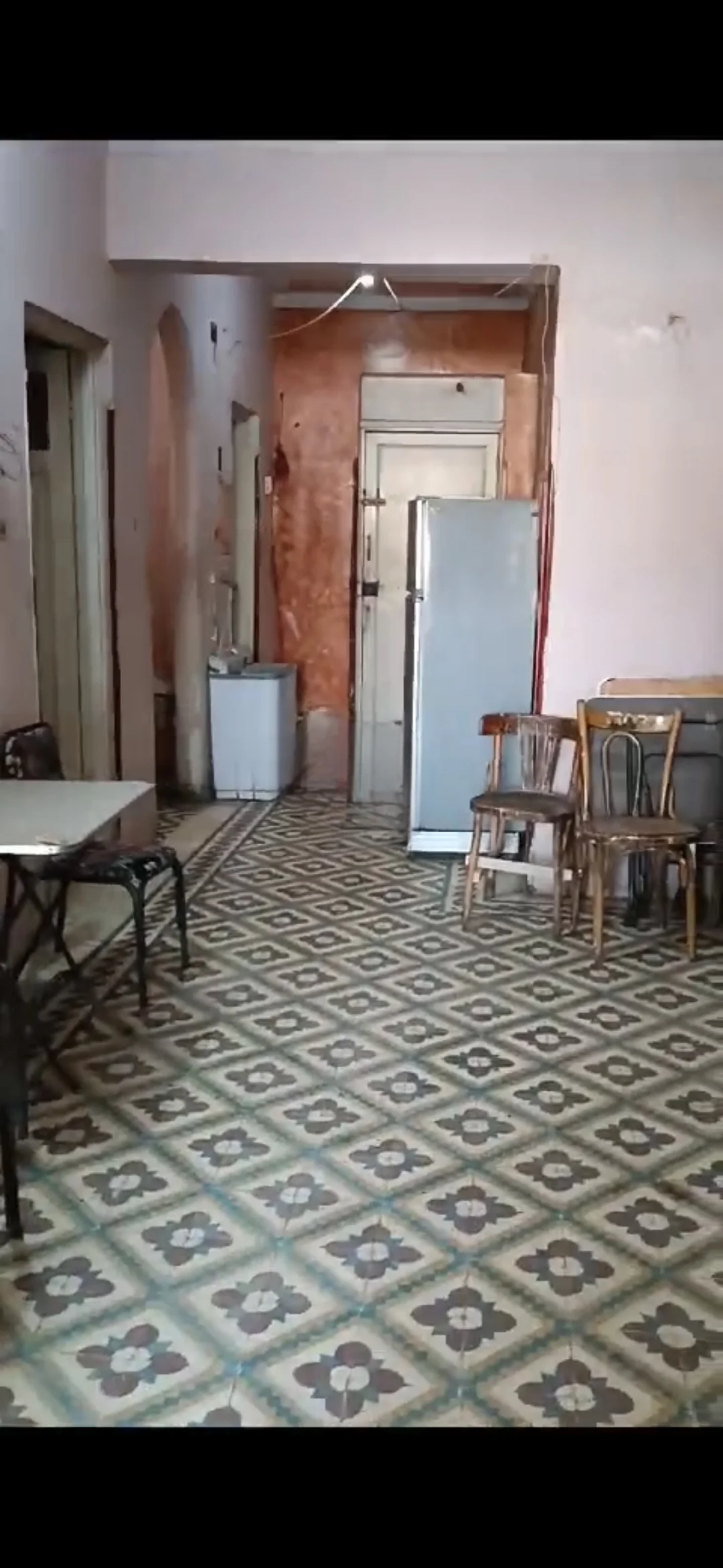 شقة تصلح طلبه